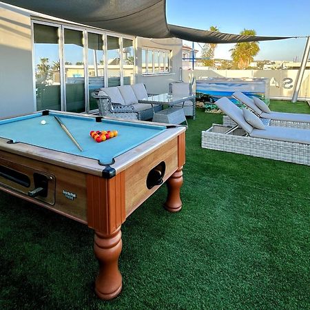 Sant Central Deluxe Apartments Айя Напа Екстериор снимка
