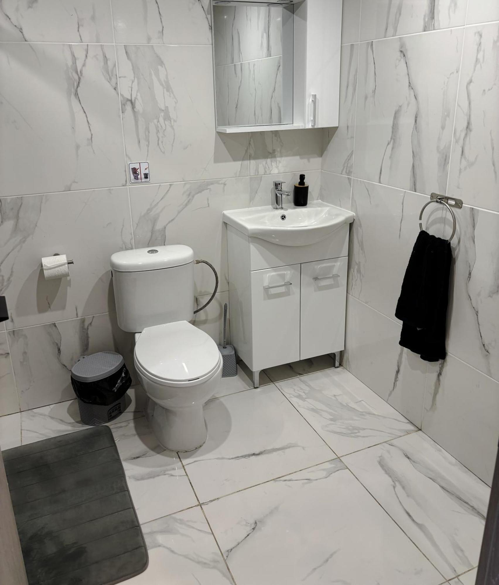Sant Central Deluxe Apartments Айя Напа Екстериор снимка