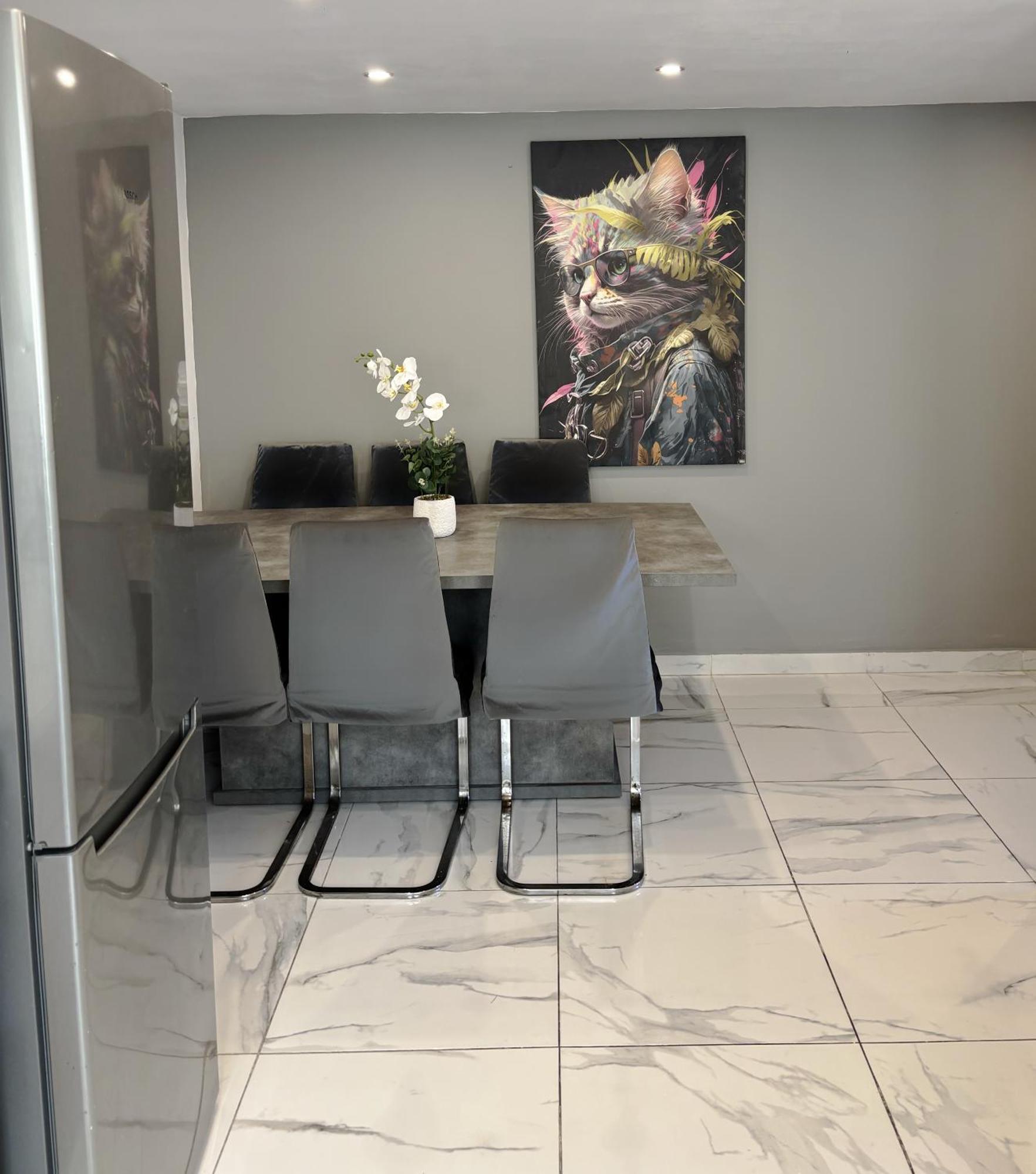 Sant Central Deluxe Apartments Айя Напа Екстериор снимка